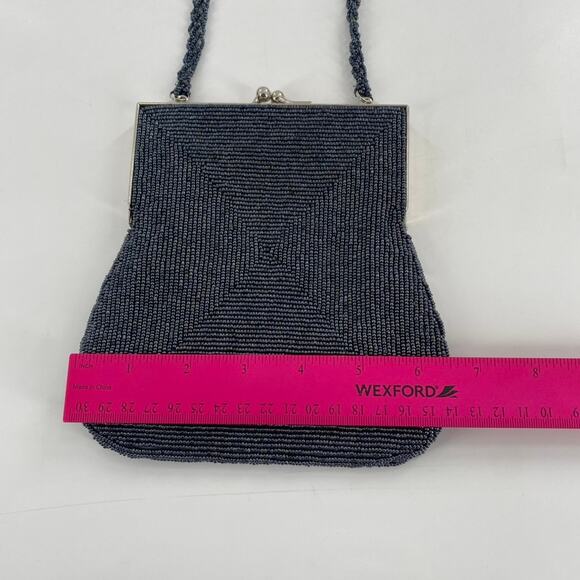 Express World Brand Clutch Purse Handbag Beaded Silver Gray Evening Party Event - Picture 5 of 8